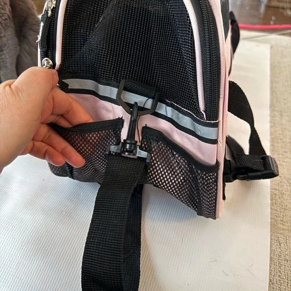 Pink Collapsible Pet Carrier 4 Cats w pockets and mesh vents removable cushion - Picture 8 of 13